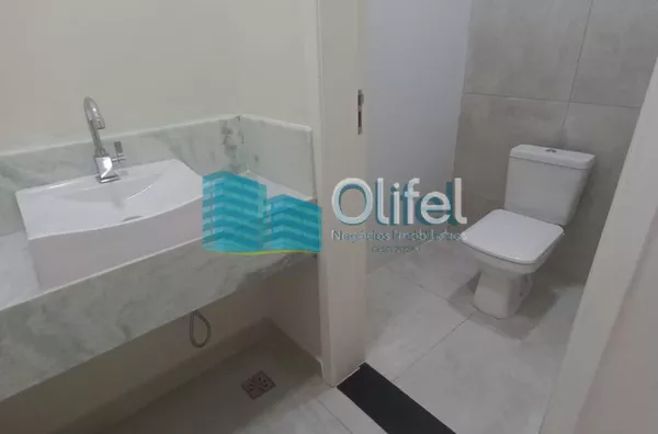 Excelente casa nova, assobradada,  em condomínio fechado na cidade de  Louveira. Condomínio conta com lazer completo com salão de festas, piscina, playground, campo de futebol, churrasqueira, academia, salão de jogos, brinquedoteca. redário, pet play, ves - Foto 13