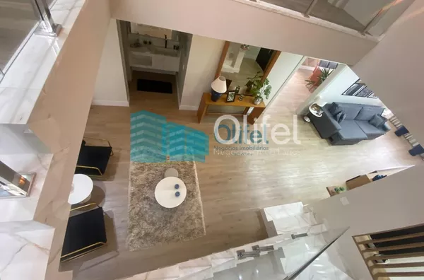 Lindo sobrado moderno, com acabamento fino, em condomínio fechado na cidade de Louveira,  com 3 amplas suítes, sendo a master com closet , ducha dupla,  banheira de imersão e varanda. Amplas  salas de estar, janter e TV, escritório,  terraço coberto, espa - Foto 10