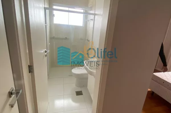 Excelente opção de casa em condomínio fechado na cidade de Louveira com 3 suítes, sendo 1 suíte com closet, sala 2 ambientes, cozinha planejada,  rica em armários, ar condicionado e opção de semi mobiliada.  Agende a sua visita - Foto 9