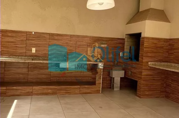 Linda casa para venda e locação no Condomínio Jardim Paulista em Vinhedo/SP. Lindo sobrado com projeto moderno. Piso inferior: lavabo, escritório, amplas salas, cozinha planejada com despensa, ampla área gourmet integrada com cozinha e sala (1 suíte, banh - Foto 12