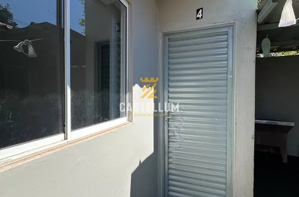 Quitinete disponível para locação no centro em Ubiratã/Pr.