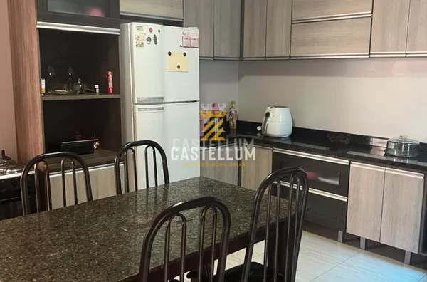 Casa para venda, 3 quarto(s),  Centro, Ubiratã