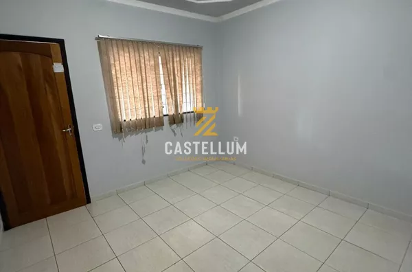 Casa para aluguel, no Centro em Ubiratã/Pr.