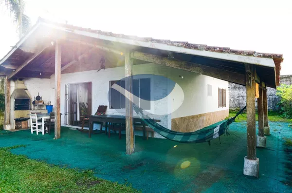 Casa com Localização Excelente 