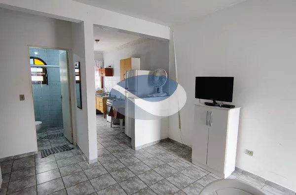 CASA EM CONDOMÍNIO À 300M DA PRAINHA