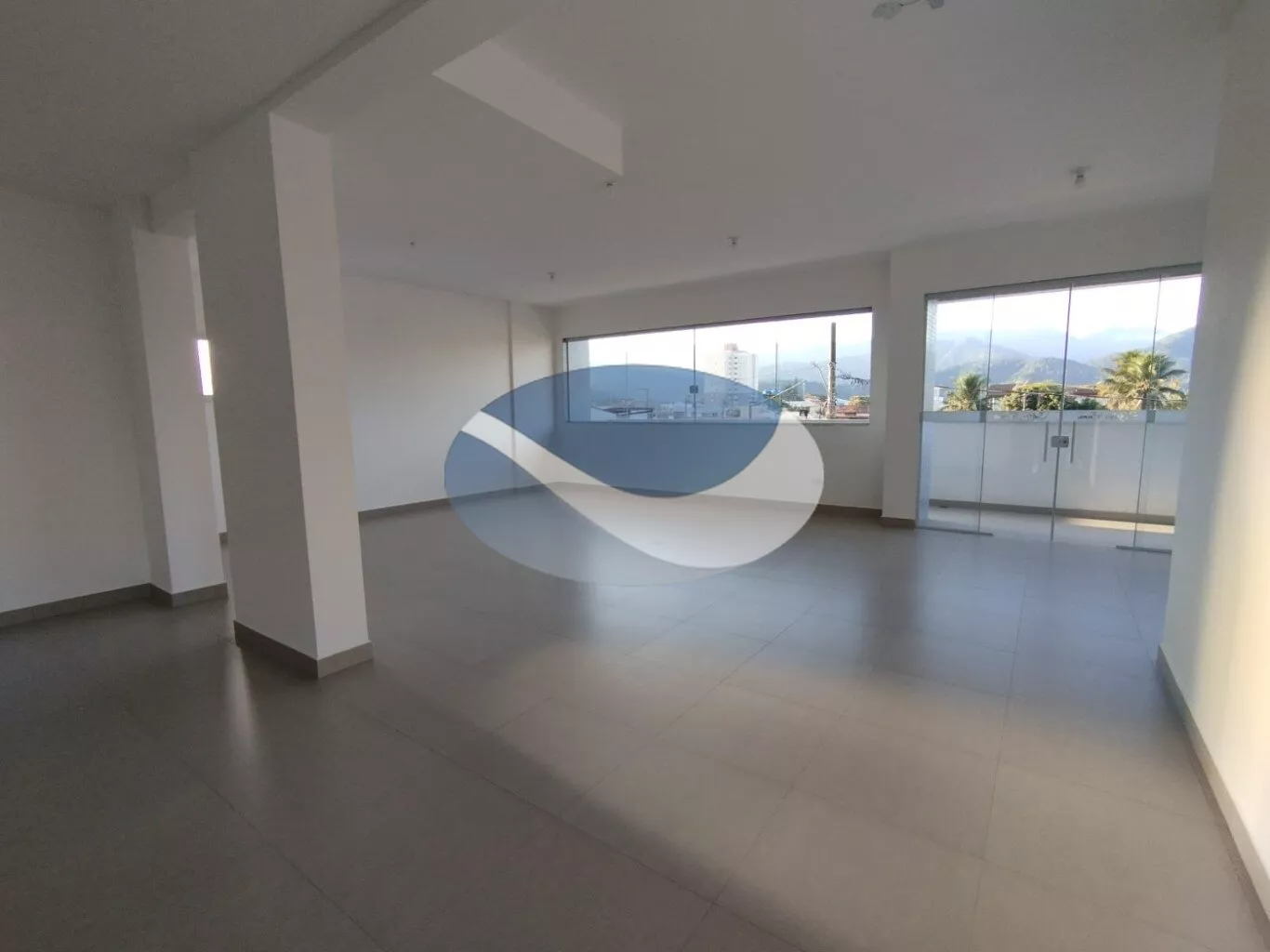 Apartamento à venda com 2 quartos, 23m² - Foto 15