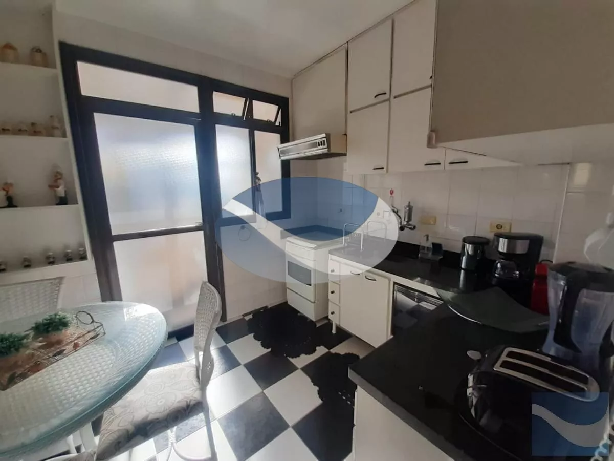 Apartamento à venda com 4 quartos, 138m² - Foto 2