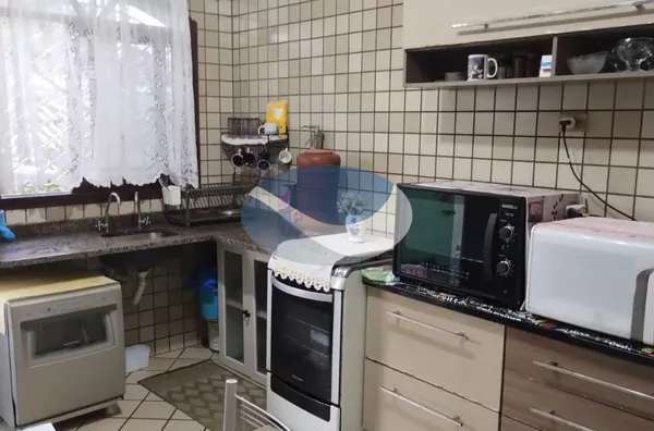 SOBRADO 2 DORMITÓRIOS COM SALÃO  Martim De Sá, Caraguatatuba - Foto 4