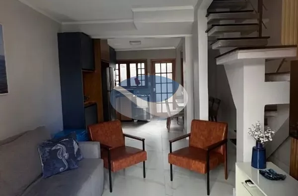 Sobrado à 150 Metros da Praia - Foto 2