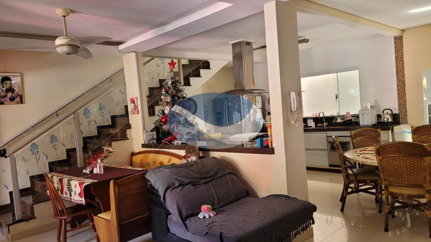 Sobrado, 3 quartos, 244 m² - Foto 10