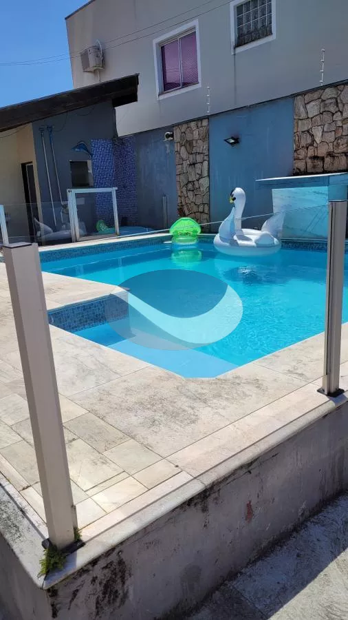 Sobrado, 3 quartos, 244 m² - Foto 2