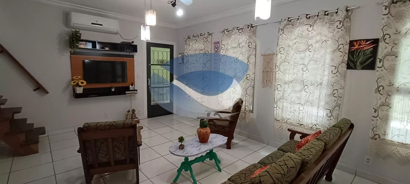 Casa à venda com 3 quartos, 210m² - Foto 5