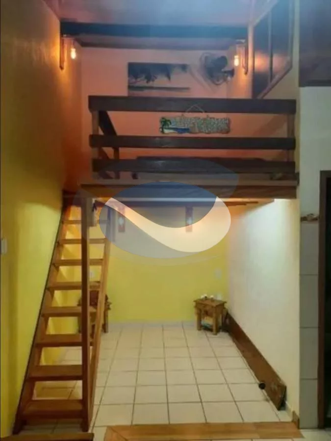 Casa à venda com 1 quarto, 40m² - Foto 1