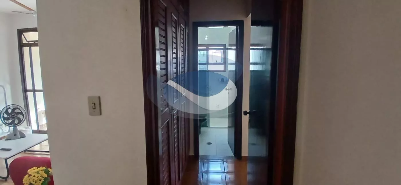 Apartamento à venda com 4 quartos, 220m² - Foto 6