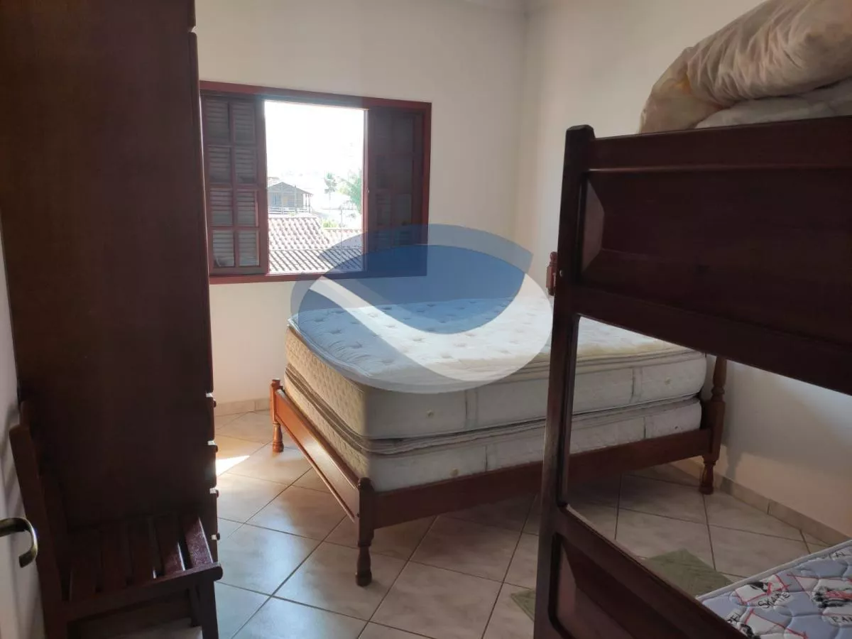 Sobrado à venda com 4 quartos, 250m² - Foto 24