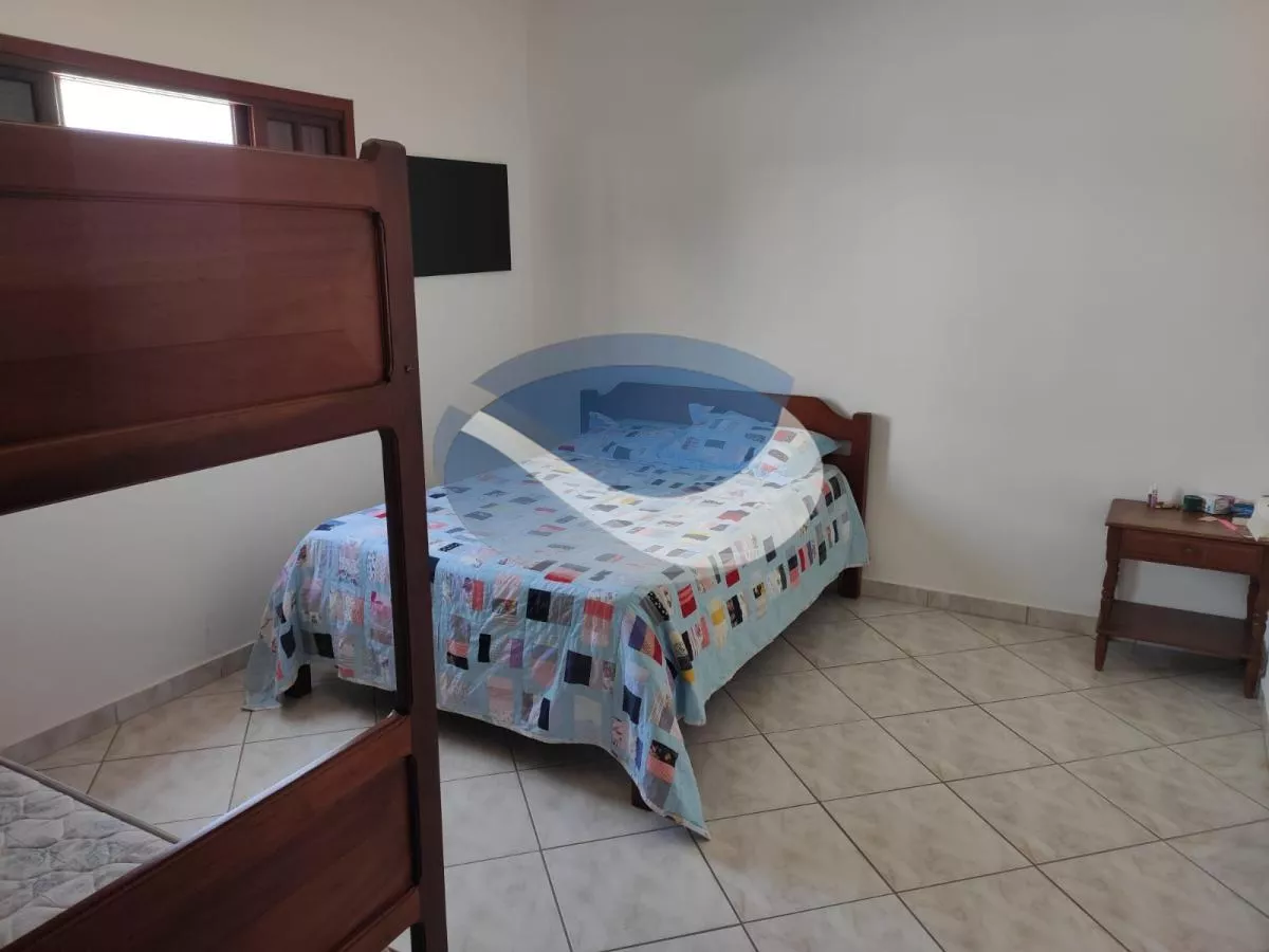 Sobrado à venda com 4 quartos, 250m² - Foto 25