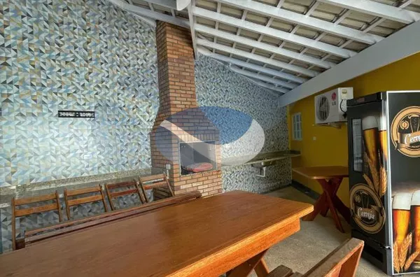 SOBRADO À VENDA, APENAS À UM QUARTEIRÃO DA PRAIA! - Foto 3