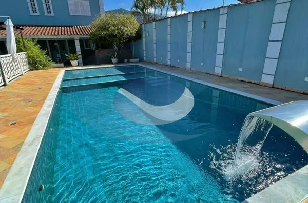 LINDA CASA À VENDA COM PISCINA, NA MARTIM! - Foto 1