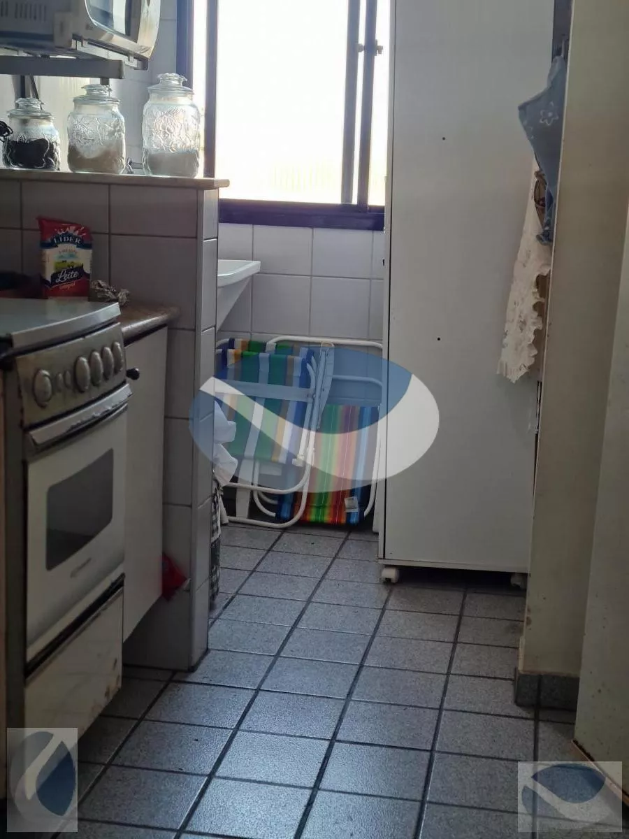 Apartamento à venda com 2 quartos, 74m² - Foto 28