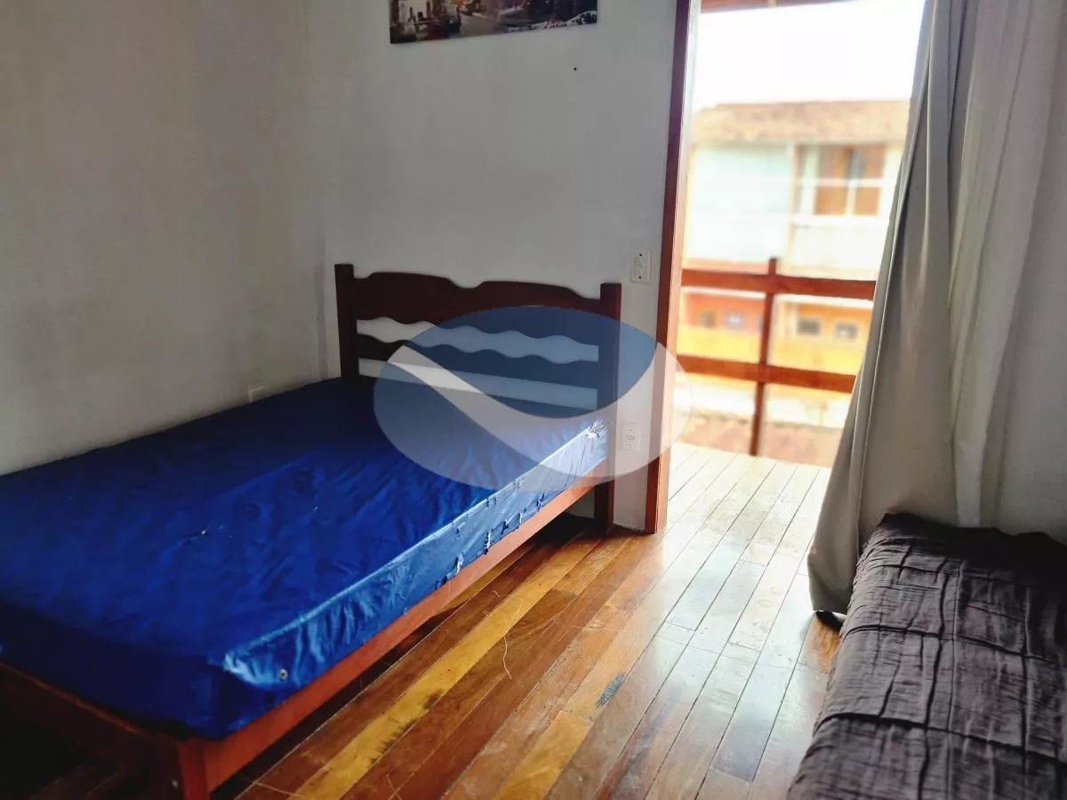 Casa à venda com 2 quartos, 70m² - Foto 14