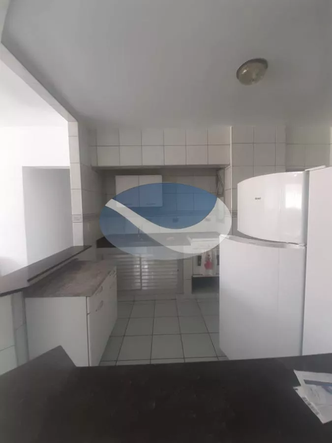 Apartamento à venda com 3 quartos, 50m² - Foto 9