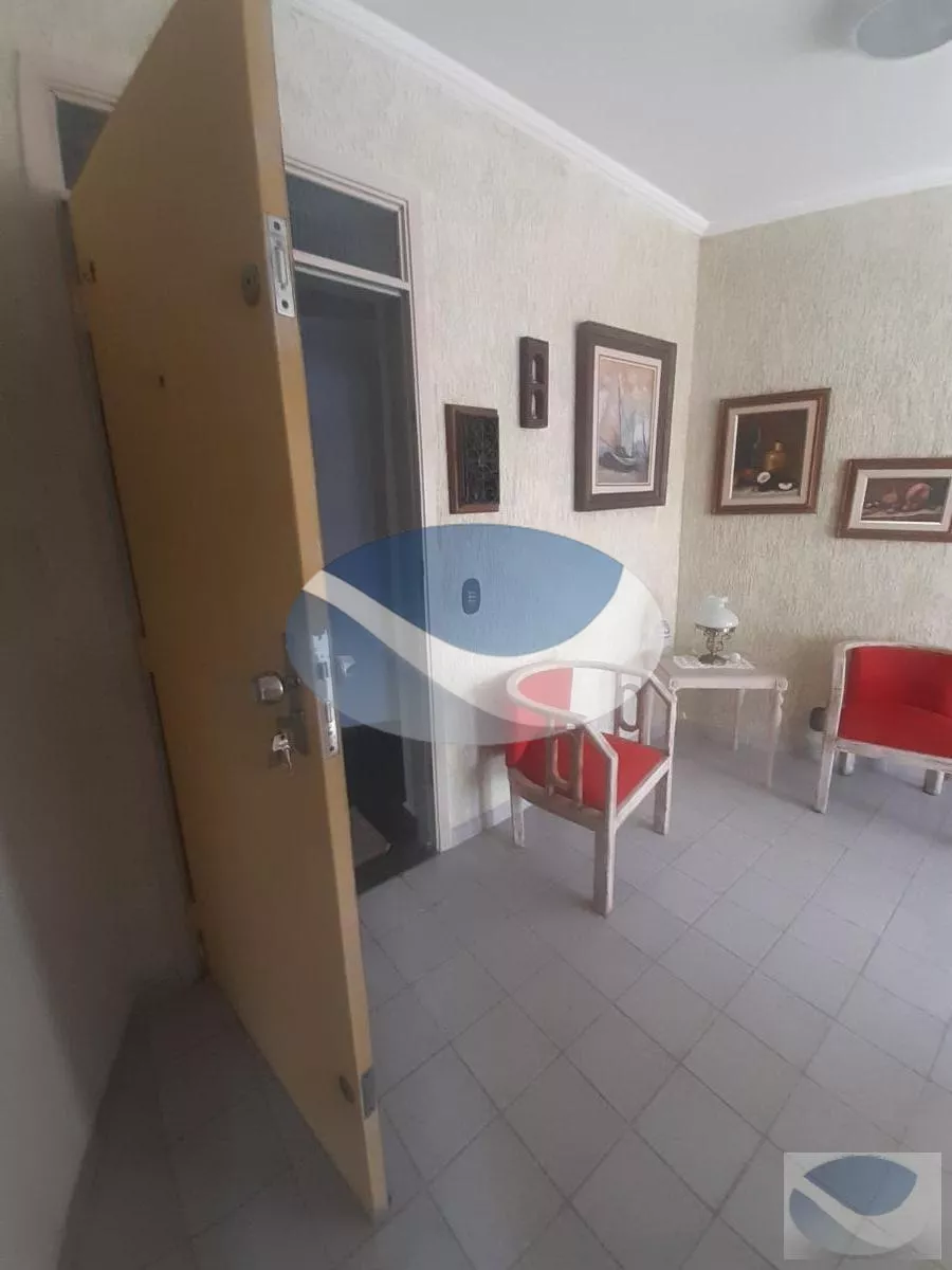 Apartamento à venda com 2 quartos, 61m² - Foto 1