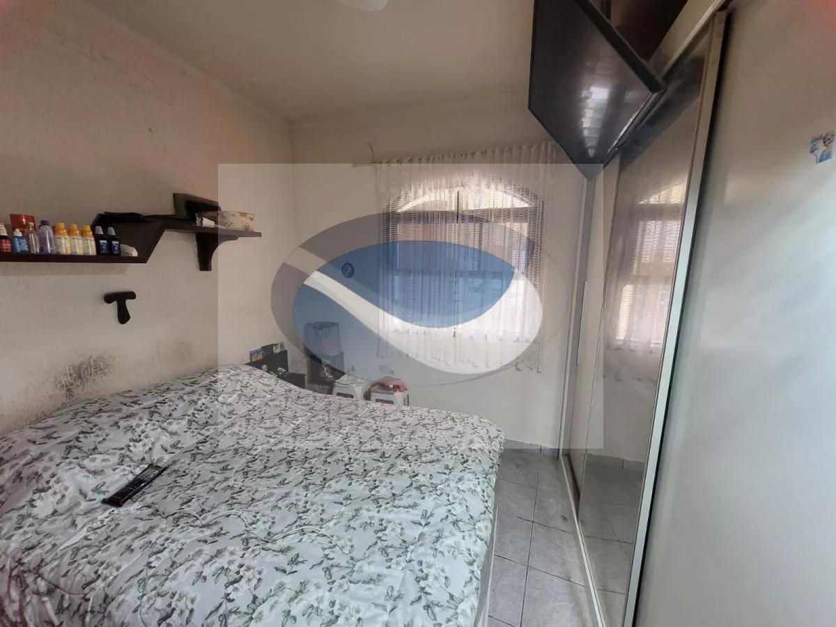 Casa à venda com 3 quartos, 200m² - Foto 14