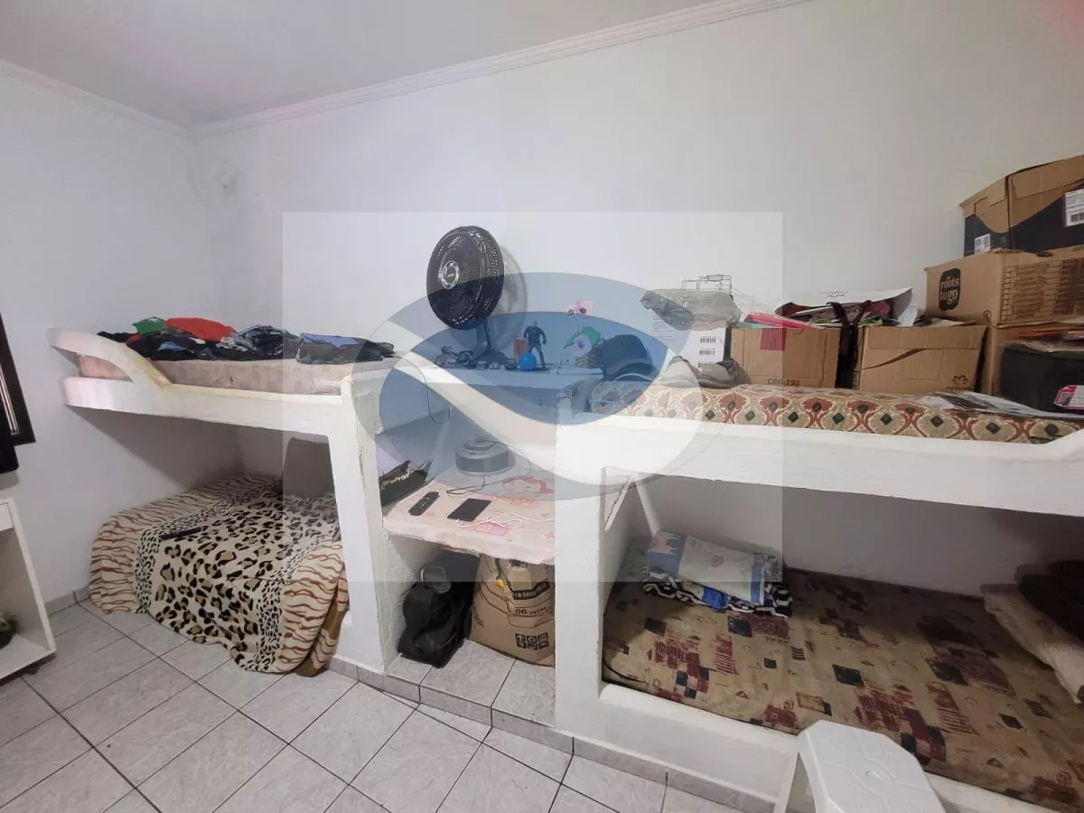 Casa à venda com 3 quartos, 200m² - Foto 17