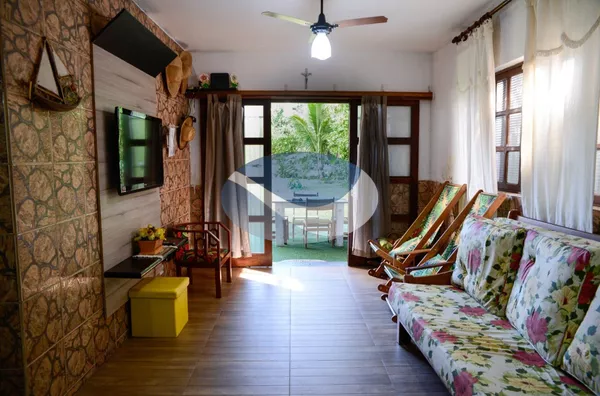 Casa com Localização Excelente 