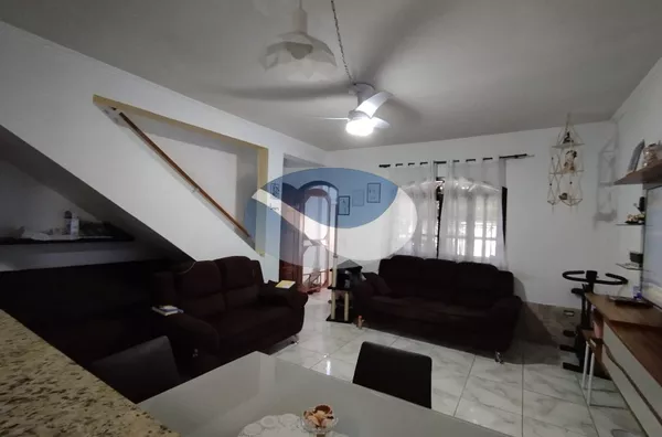 Lindo sobrado na Praia - Foto 1