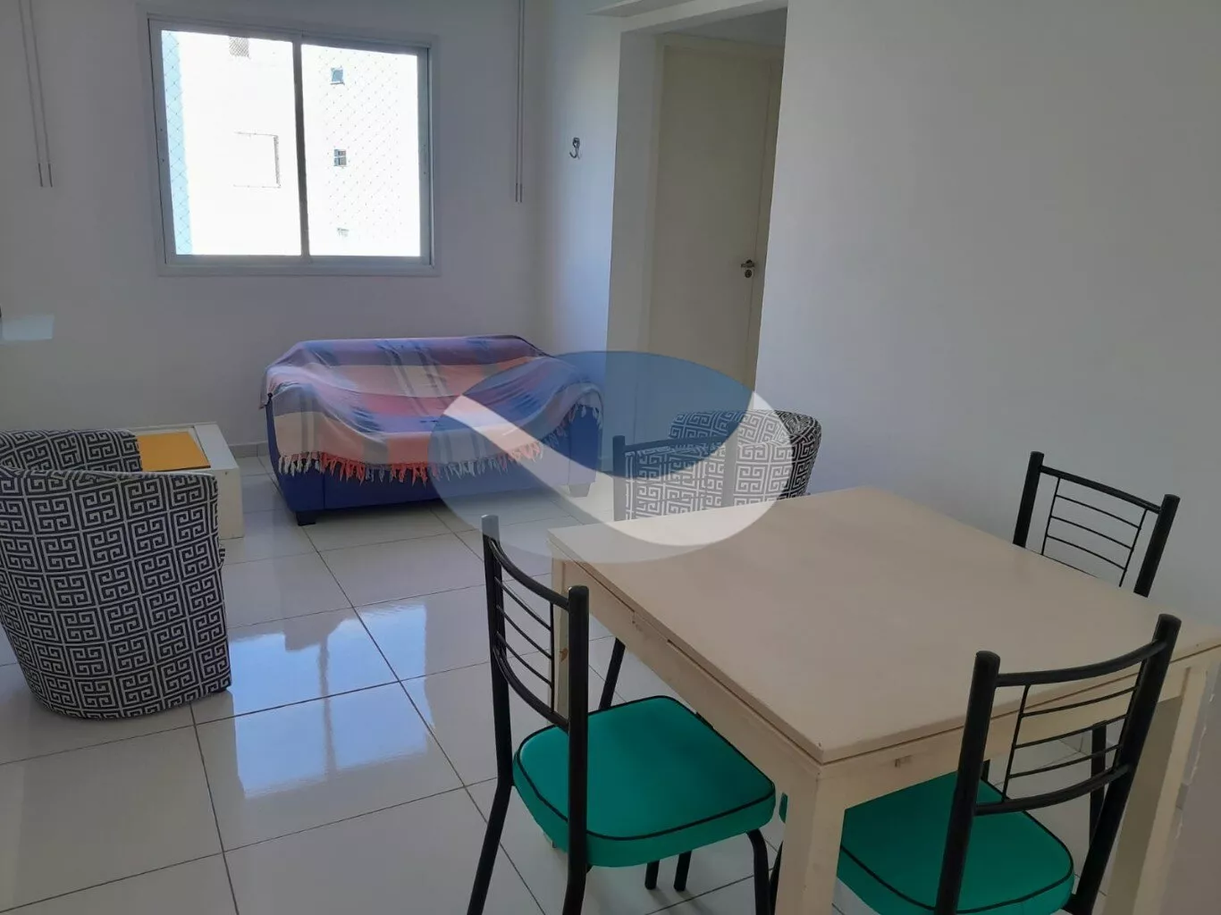 Apartamento à venda com 2 quartos, 48m² - Foto 2