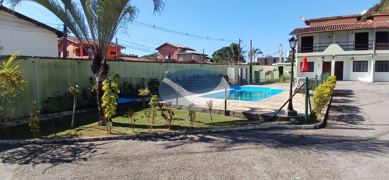 Sobrado à venda com 2 quartos, 50m² - Foto 1