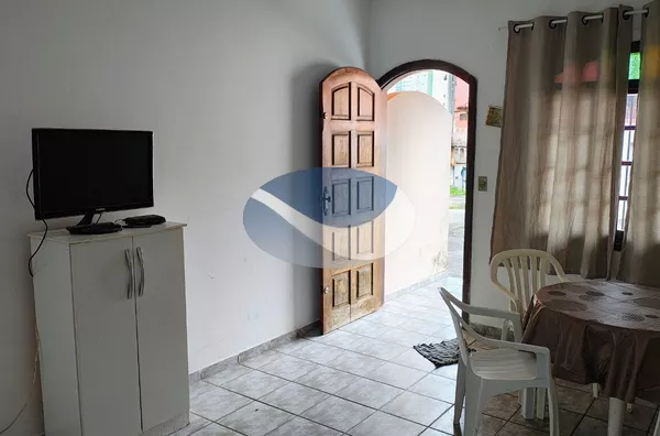 CASA EM CONDOMÍNIO À 300M DA PRAINHA