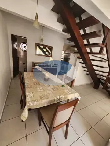 Sobrado à venda com 2 quartos, 60m² - Foto 2