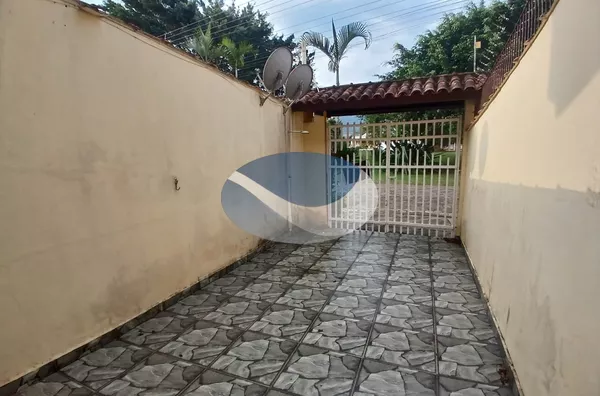 Sobrado em condomínio na Prainha, Caraguatatuba, SP