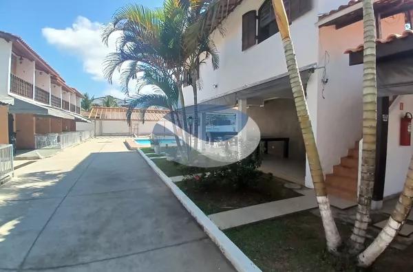 Sobrado com 2 Dormitórios 2 Banheiros na Martim De Sá, Caraguatatuba, SP - Foto 2