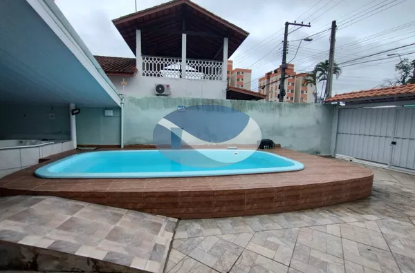 CASA COM ESPAÇO COMPLETO DE LAZER - Foto 5