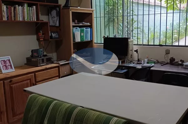 GRANDE CASA COM EDÍCULA - Foto 4