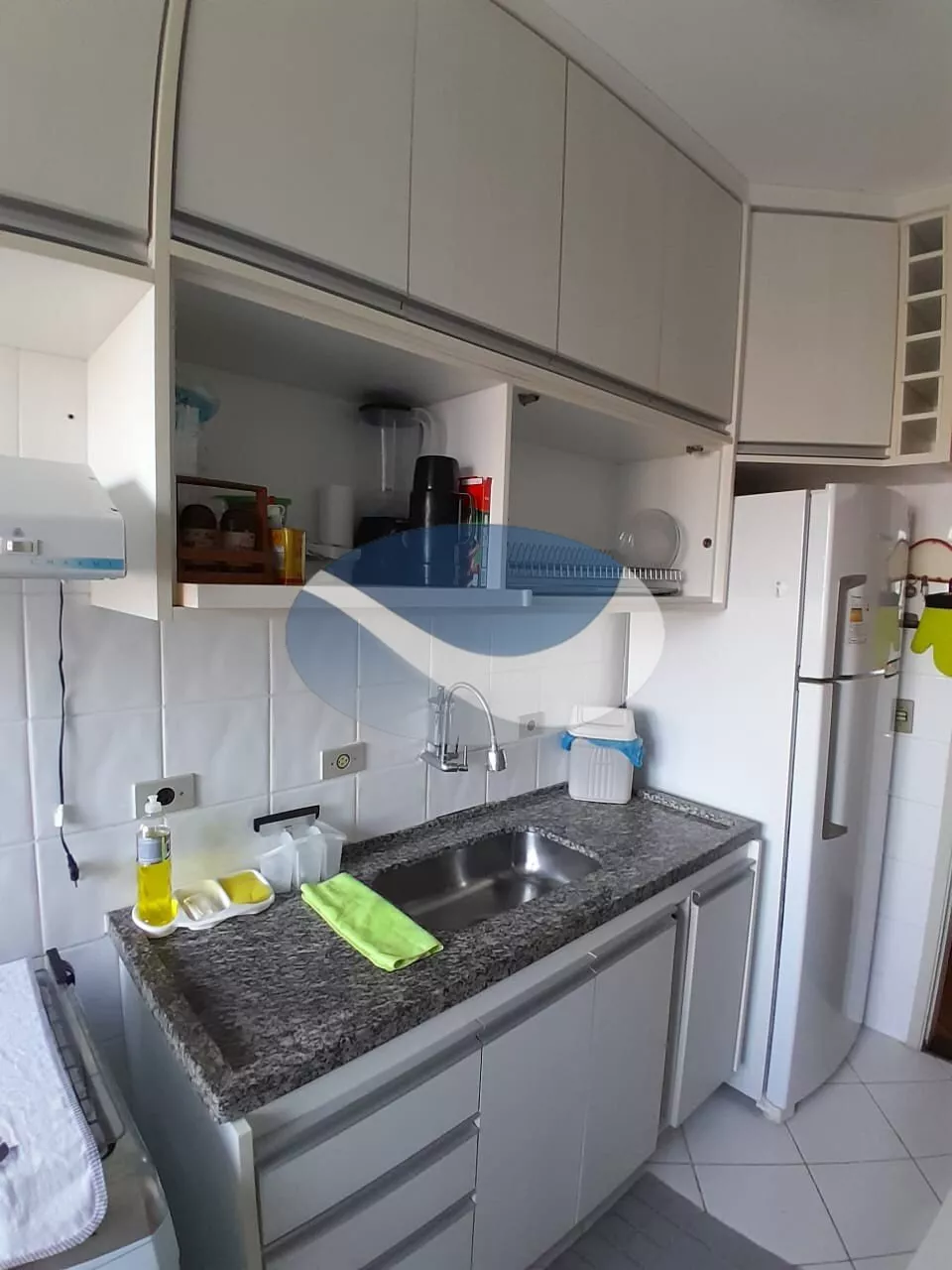 Apartamento à venda com 2 quartos, 77m² - Foto 4