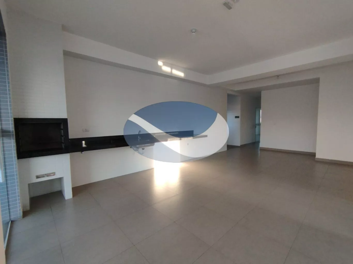 Apartamento à venda com 2 quartos, 23m² - Foto 14