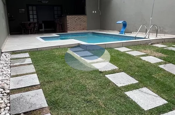 Casa muito perto da Praia Martim de Sá,  Martim De Sa, Caraguatatuba