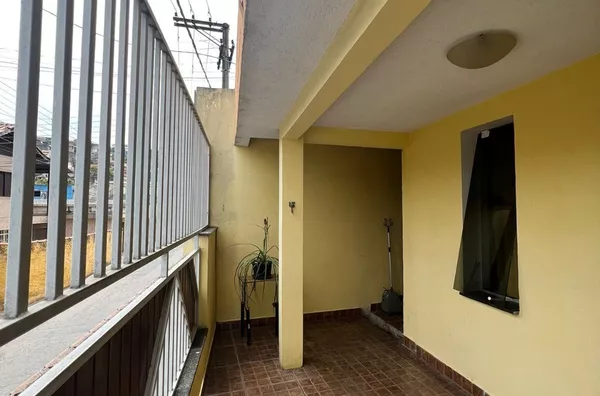 CASA SOBRADO para venda Pouso Alegre FRANCO DA ROCHA - Foto 2