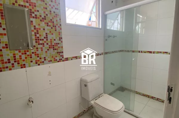 Casa para venda e aluguel, 4 quarto(s),  Centro, Pelotas