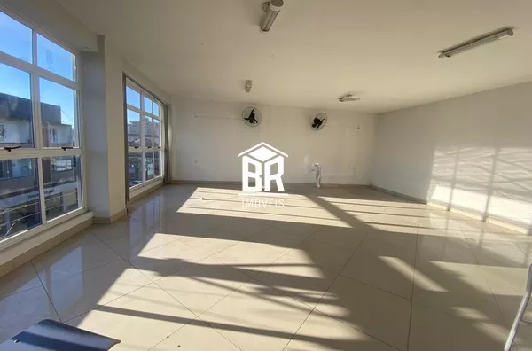 Prédio Comercial no Centro