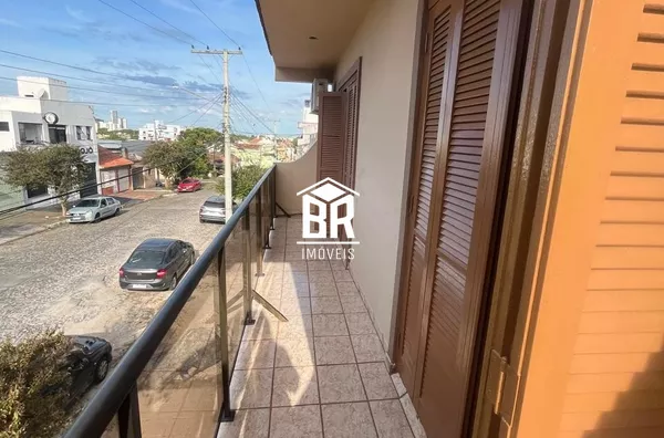 Casa para venda, 3 quarto(s),  Centro, Pelotas