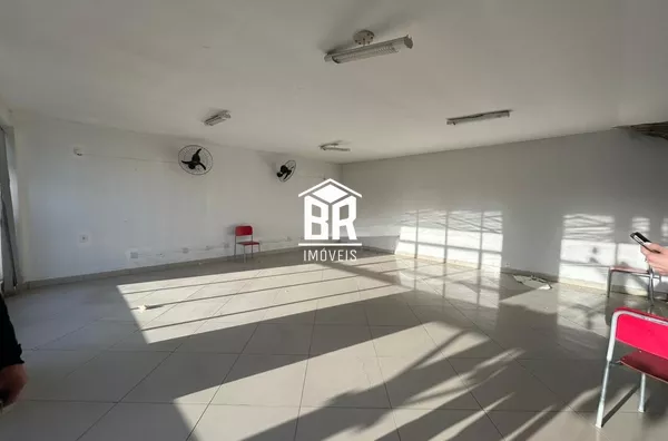 Prédio Comercial no Centro