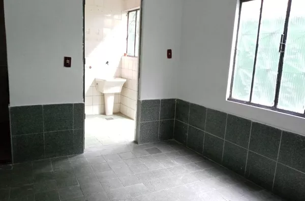 Casa para aluguel Centro BELFORD ROXO