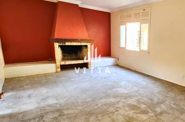 Sala com lareira