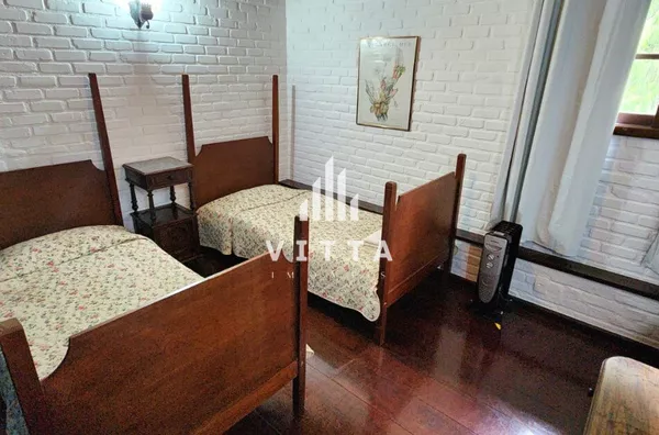 Quarto duplo