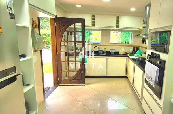 Casa para aluguel e venda, 5 quarto(s),  Araras, Petrópolis